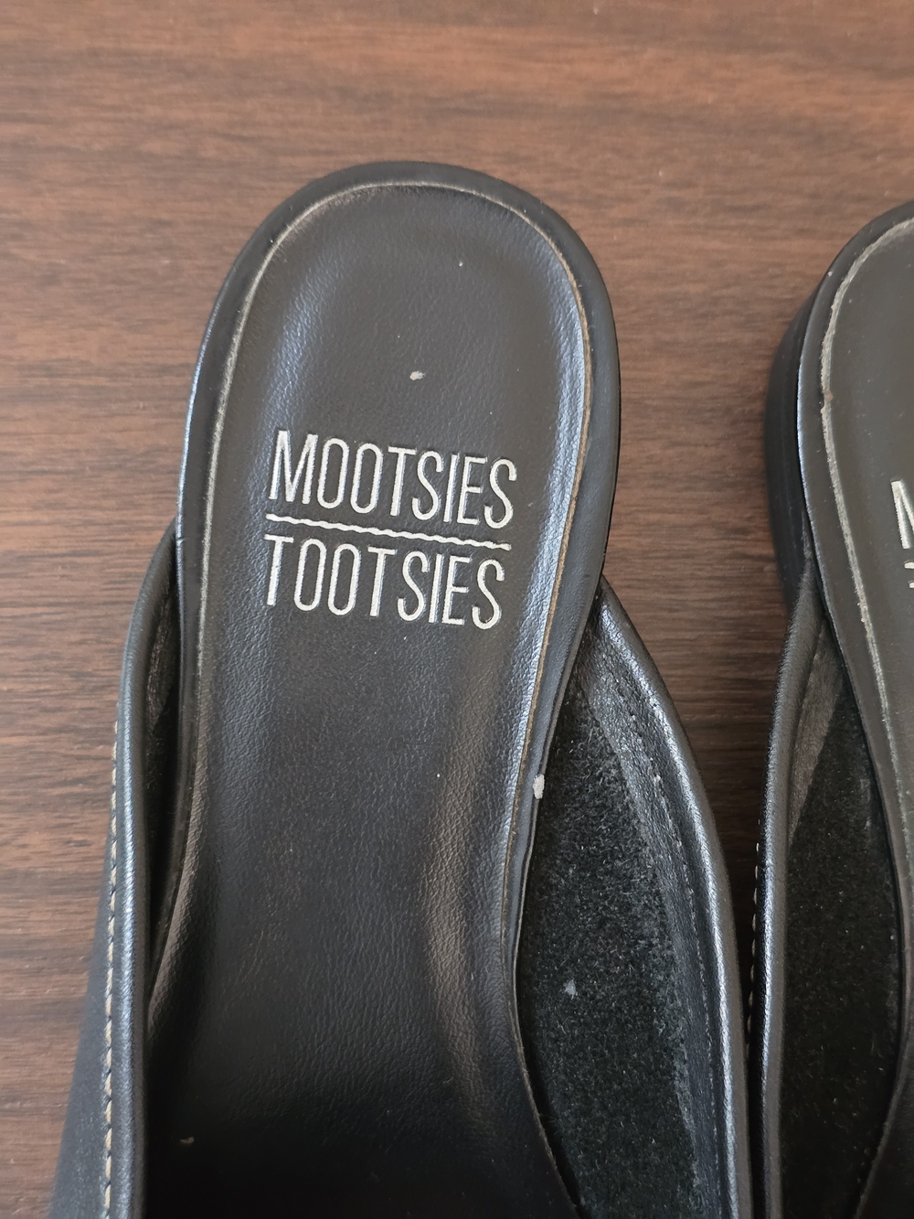 Mootsies Tootsies Men’s Black Tassel Loafer Mules - Picture 4 of 8